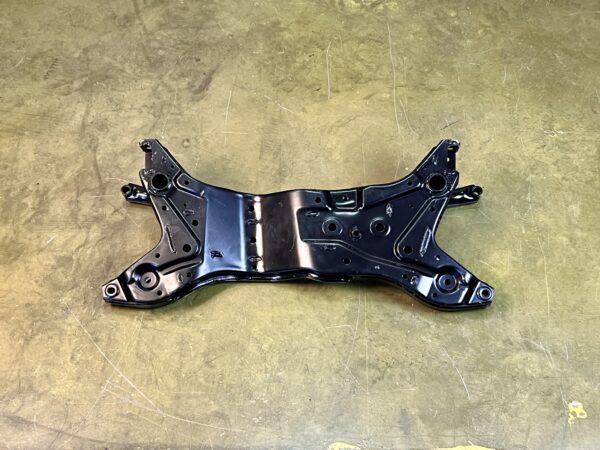 Подрамник Mitsubishi Outlander xl 3.0 передний 4000A022