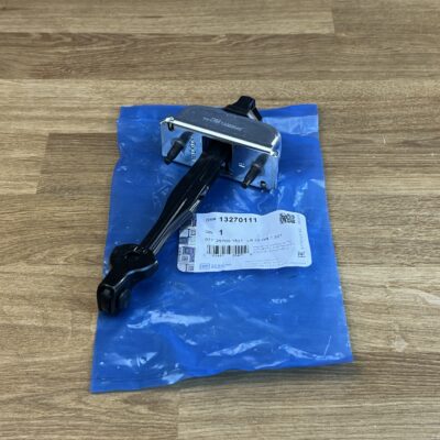 Ограничитель открывания передней двери GM 13363546 (13270111)
