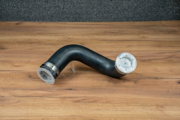 Патрубок интеркулера Nissan Pathfinder R51 144635X02B
