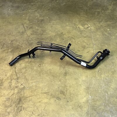 Горловина Mitsubishi Pajero дизель MR959772