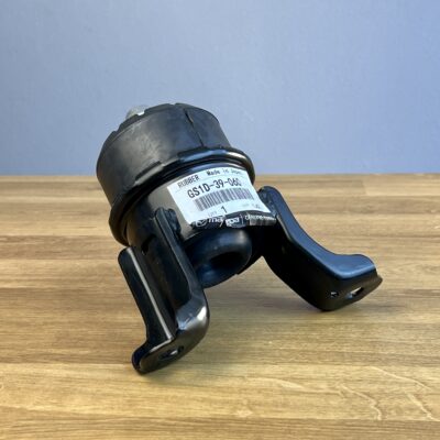 Подушка Опора двигателя Mazda GS1D-39-060
