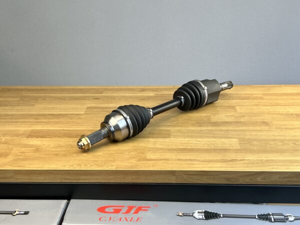 Привод L C-MZ081-8H Mazda 3 BK BL 1.6 Z6 FG3125600