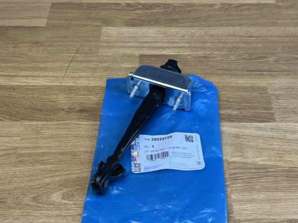 Ограничитель открывания задней двери GM 13363545 (39029705)