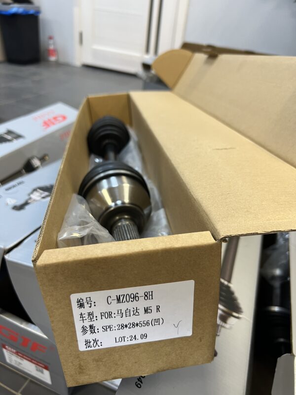 Привод C-MZ096-8H Mazda 3 BK 1.6 R 07-10 FG0625500C