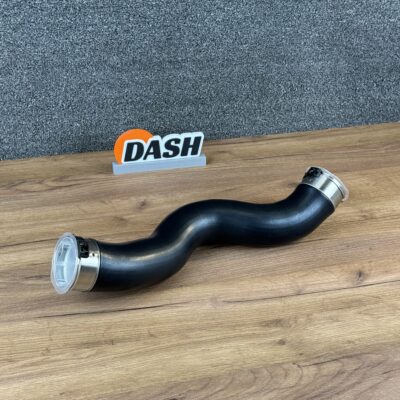 Патрубок интеркулера BMW G30 11618572859