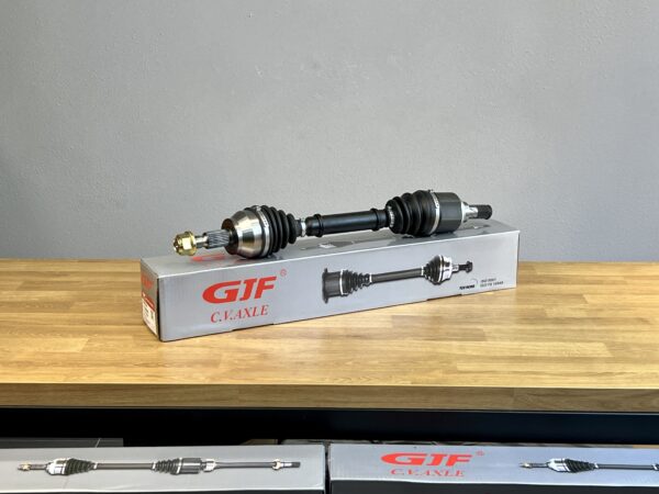 Привод передний L C-FD051-8H Ford Focus 3 1762790