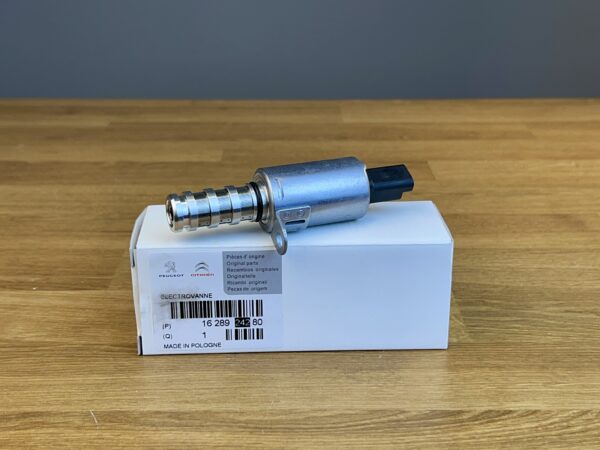 Клапан фазорегулятора Citroen/Peugeot PSA EB0/EB2/EP3/EP6 1628924280